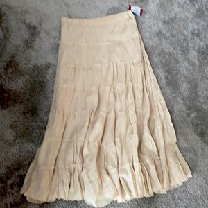 Long cotton ruffled skirt perfect with boots for fall!
